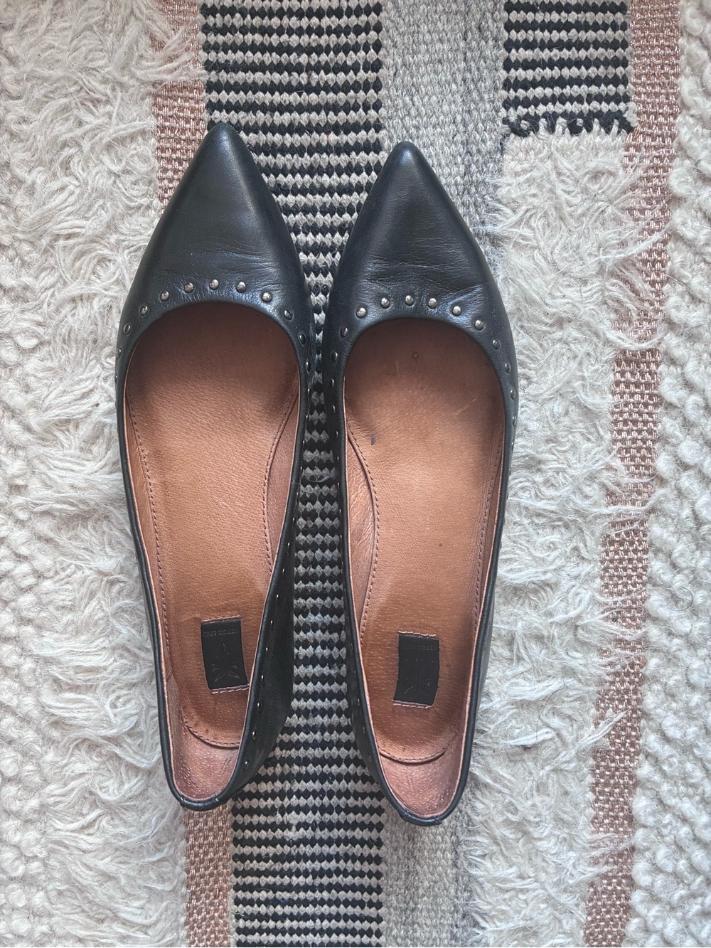 Frye sienna Pointed Black micro Studded Leather Ballet Flats 6.5